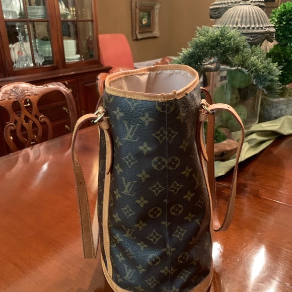 Louis Vuitton large bucket bag - Picture 2 of 10